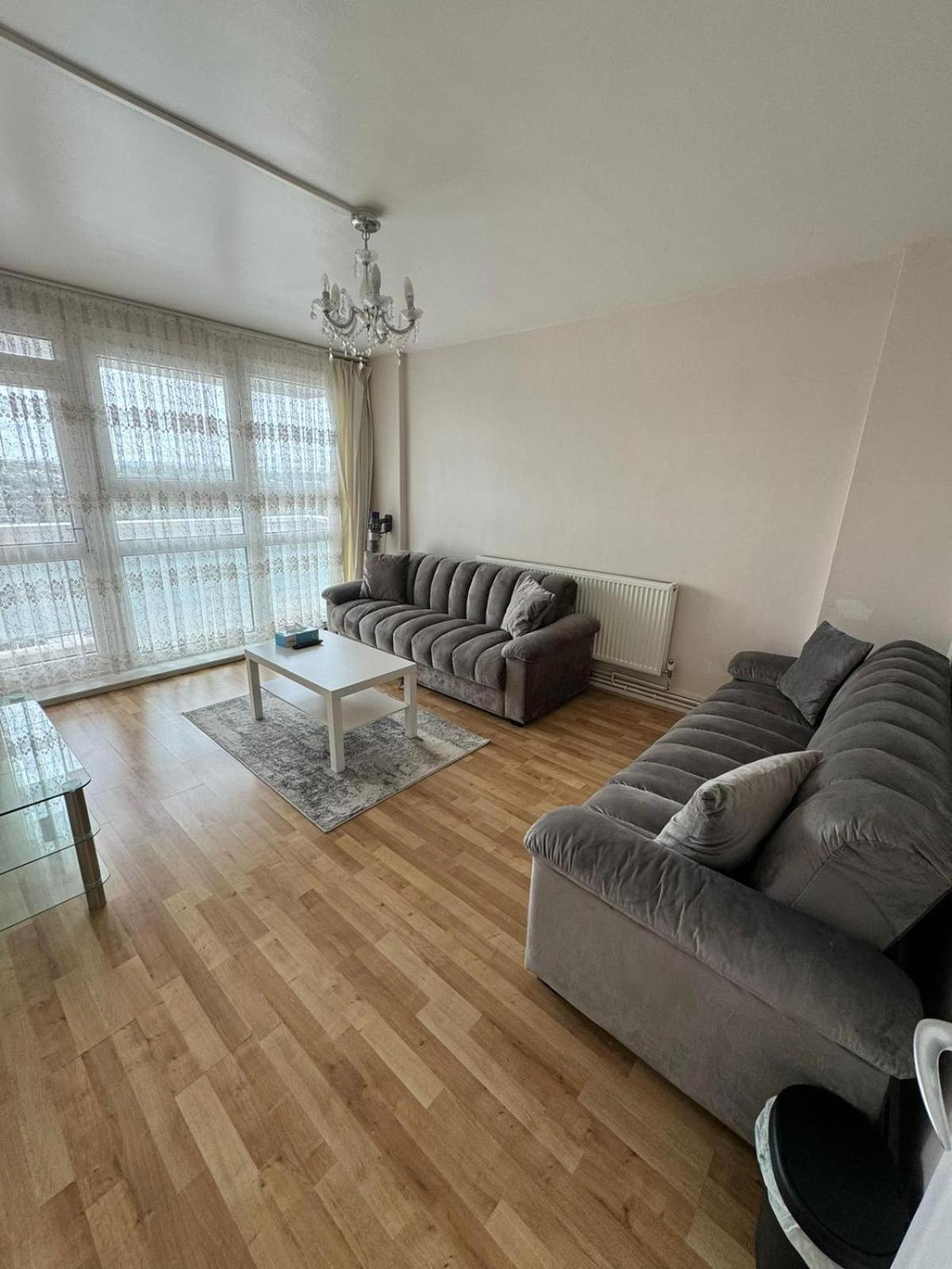 Flat, Apartment In Haggerston N1, Central Лондон Екстериор снимка